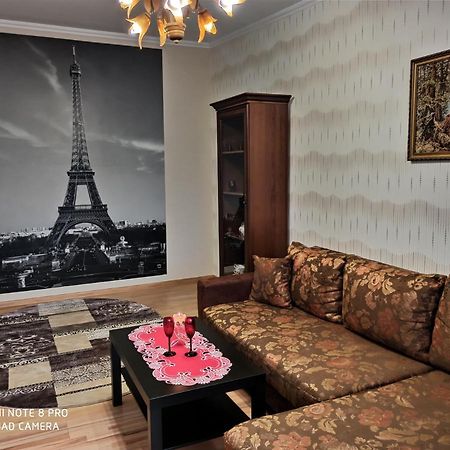 Apartment On Krainego Str 27 Slonim Extérieur photo