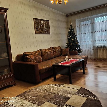 Apartment On Krainego Str 27 Slonim Extérieur photo