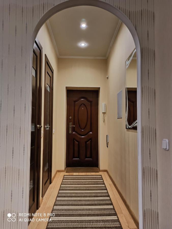 Apartment On Krainego Str 27 Slonim Extérieur photo