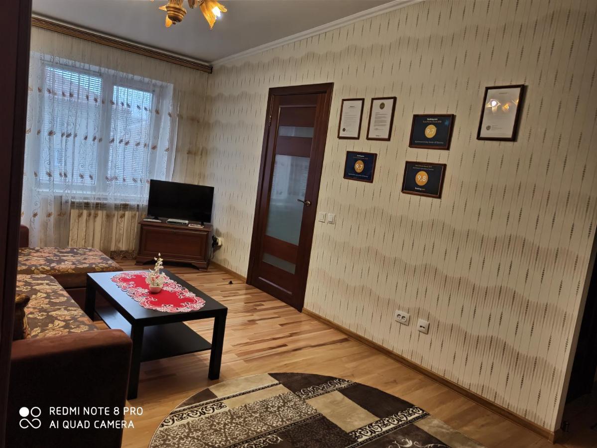 Apartment On Krainego Str 27 Slonim Extérieur photo