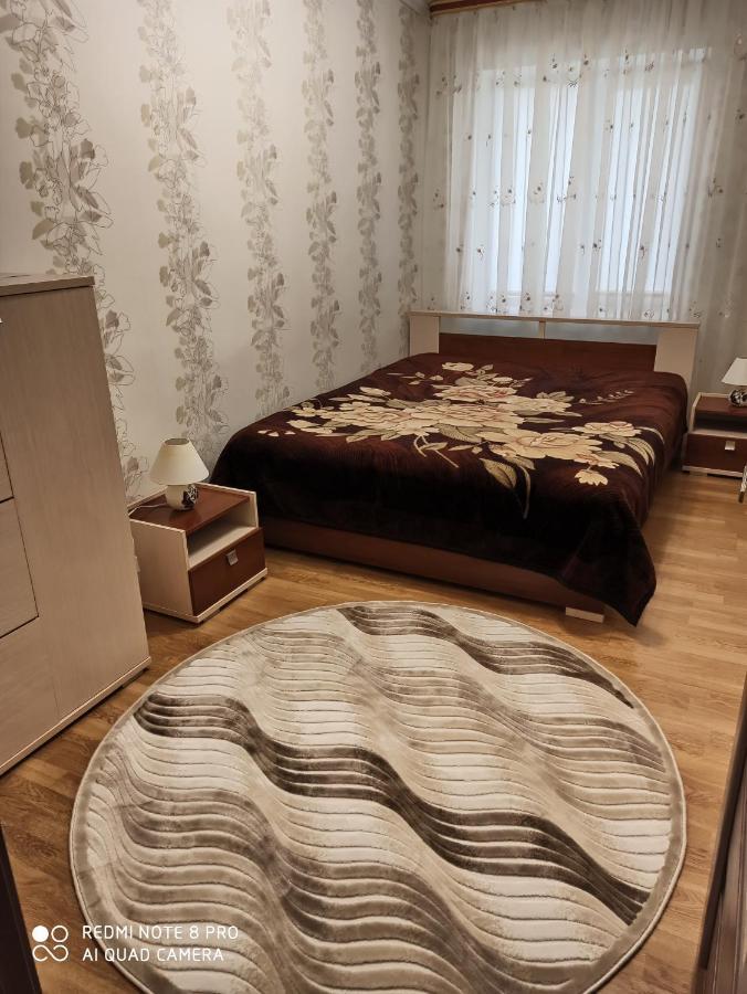 Apartment On Krainego Str 27 Slonim Extérieur photo