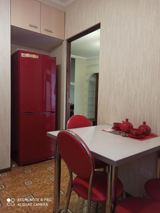 Apartment On Krainego Str 27 Slonim Extérieur photo